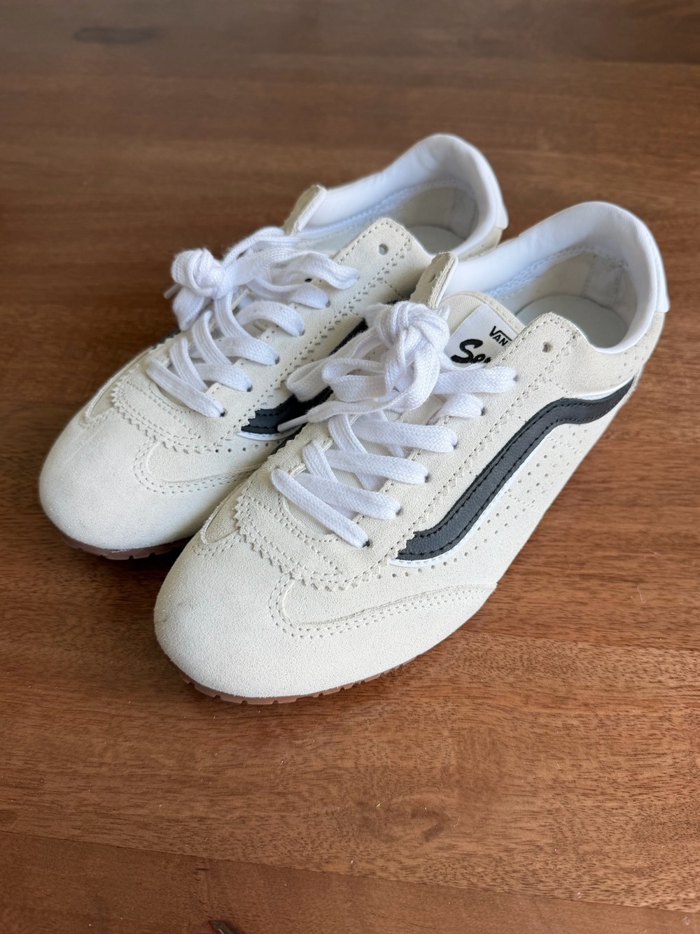 Vans Super Lowpro Shoe — Marshmallow/White (7.5) - Picture 1 of 4
